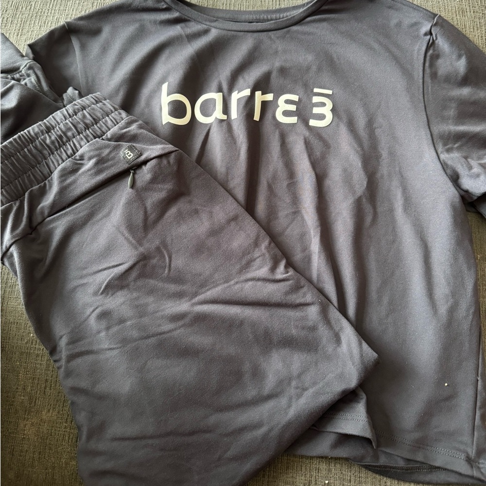 Barre3 Jogger Set | Top is Small and bottoms are XS